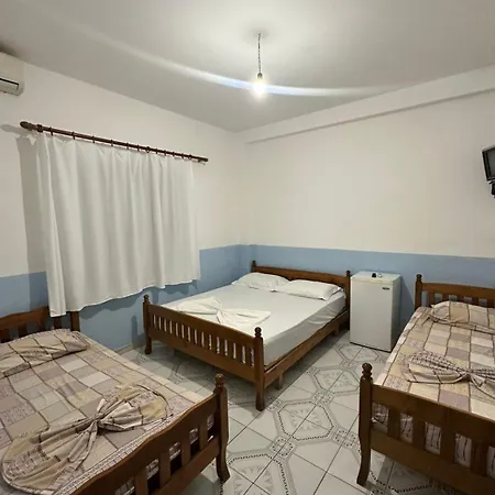 Nana E Detit 호텔 *